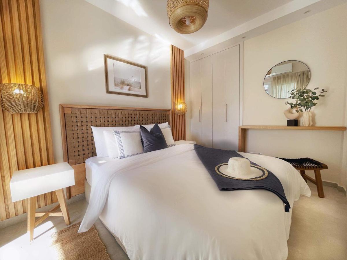 Poseidon'S Limnaria Apartment Paphos Eksteriør billede